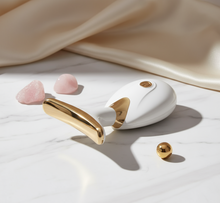 Cargar imagen en el visor de la galería, Masajeador facial lifting - Minimalista aesthetic
