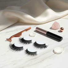 Cargar imagen en el visor de la galería, Pestañas fuera de caja - FOTO BRUTAL REALISTA
